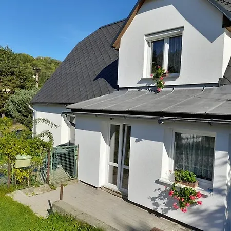 Apartman Karla Machov Zewnętrze zdjęcie