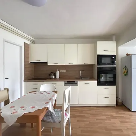Apartman Karla Machov Zewnętrze zdjęcie