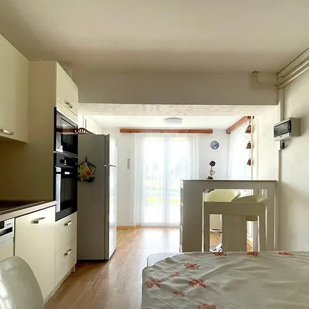 Apartman Karla Machov Zewnętrze zdjęcie